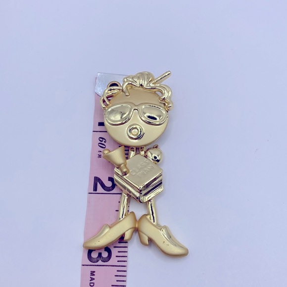 Vintage Signed AJC Teacher Brooch Articulated Wobble Head Gold Tone - Picture 7 of 8